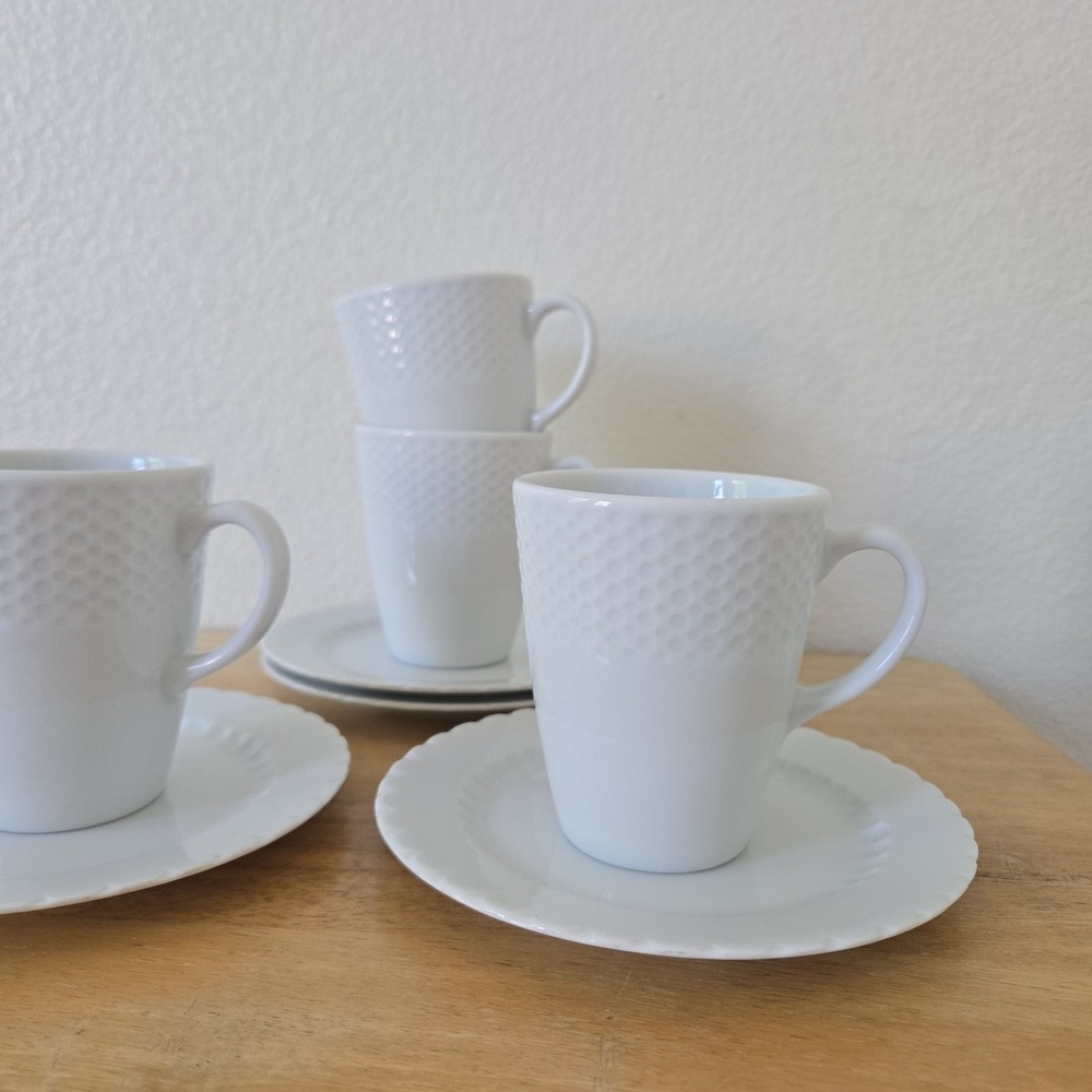 Williams Sonoma Pillivuyt Perle White Porcelain 4 Cups & 4 Saucers Small Plates - Picture 16 of 16